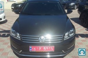 Volkswagen Passat  2014 682496