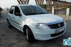 Renault Logan Ambiance  2011 683115