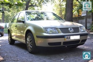 Volkswagen Bora  2004 683412