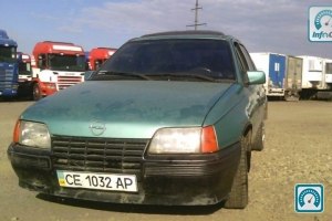 Opel Kadett  1986 683575