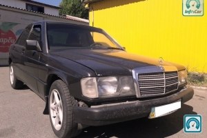 Mercedes 190  1992 683967