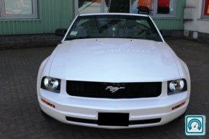Ford Mustang Cabrio 2008 684023
