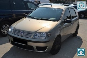 Fiat Punto  2010 685996