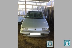 Renault 19  1991 686128
