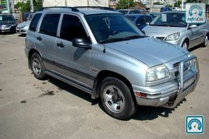 Suzuki Grand Vitara  2000 687354