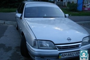 Opel Omega  1987 687879