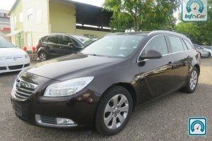 Opel Insignia CDTI 2012 688155