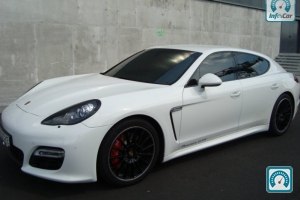 Porsche Panamera  2012 689510