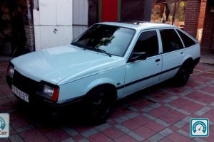 Opel Ascona  1988 691380