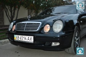 Mercedes CLK-Class 3.2 1998 691648