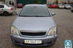 Opel Vectra  2004 692232