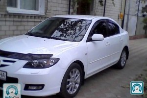 Mazda 3  2008 692459