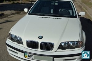 BMW 3 Series 320 2001 692593