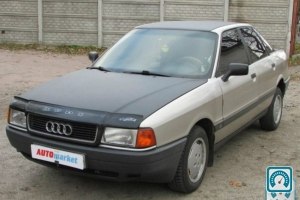 Audi 80  1987 697226