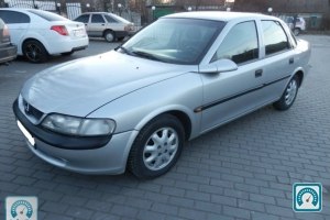 Opel Vectra  1996 698644