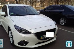 Mazda 3  2015 698822