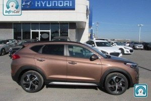 Hyundai Tucson Top Navi 2016 699399