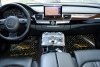 Audi A8  2010.  10