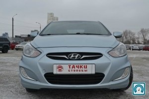 Hyundai Accent  2011 702658