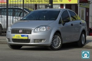 Fiat Linea  2011 704585