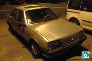 Opel Ascona  1986 704605