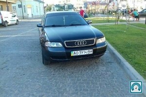 Audi A4  1998 705376