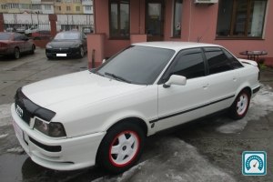 Audi 80  1987 706176