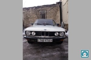 BMW 5 Series 518 1983 706536