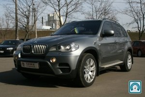 BMW X5  2011 708044
