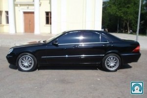 Mercedes S-Class W 220 1999 709339