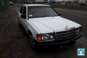 Mercedes 190 190 1987 709772