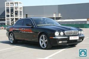Jaguar XJ  2003 710027