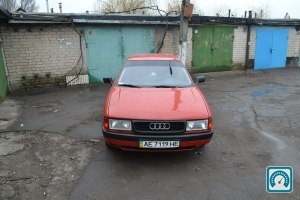 Audi 80  1988 710958