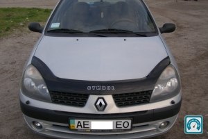 Renault Symbol expression 2003 713930