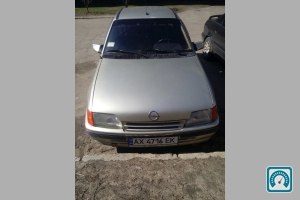 Opel Kadett  1988 715942