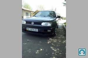 Volkswagen Golf  1993 716429