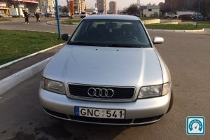 Audi A4  1996 719789