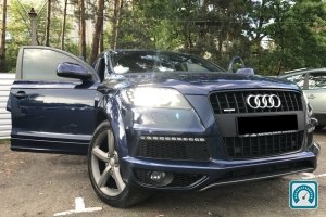 Audi Q7  2012 720433