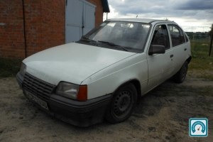 Opel Kadett  1986 720950