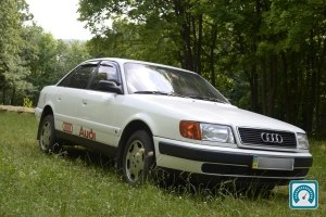 Audi 100  1992 721535