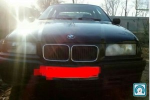 BMW 3 Series  1995 721903
