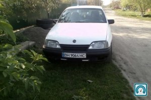 Opel Omega  1987 723438