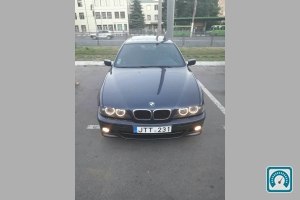 BMW 5 Series  2002 723722