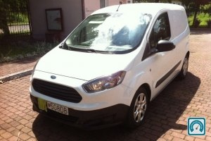 Ford Transit Courier  2015 724739