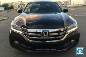 Honda Accord Executive 2016 725181