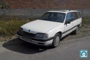 Opel Omega  1992 725334