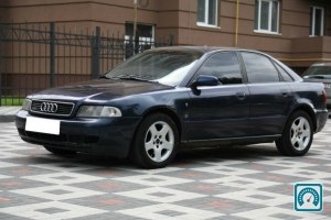 Audi A4  1996 725625