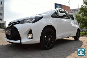 Toyota Yaris  2016 725825