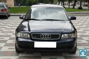 Audi A4  1996 725873