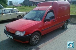 Ford Courier  1995 726658